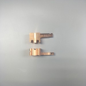 Anodiserande ytbehandlingsmetalldelar